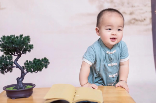 鄂尔多斯六个月宝宝可以坐吗